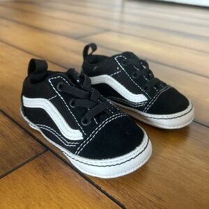 INFANT SK8-Hi VANS SIZE 4